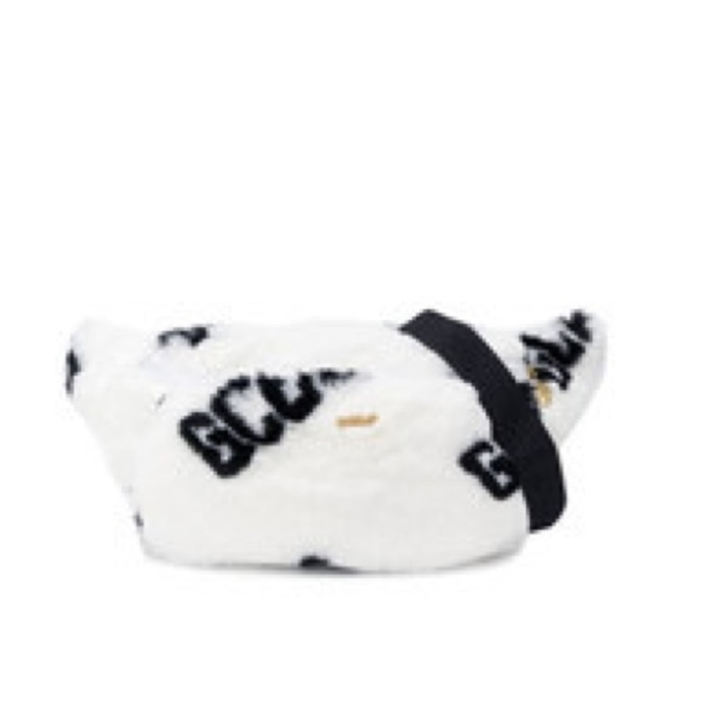 GCDS Faux Fur Waist Bag/Oversized Fanny Pack